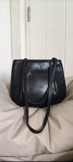 (Category: ) located in . Submitted by preloved2600 (Listing ID 1443424004, Image 1). Description: .