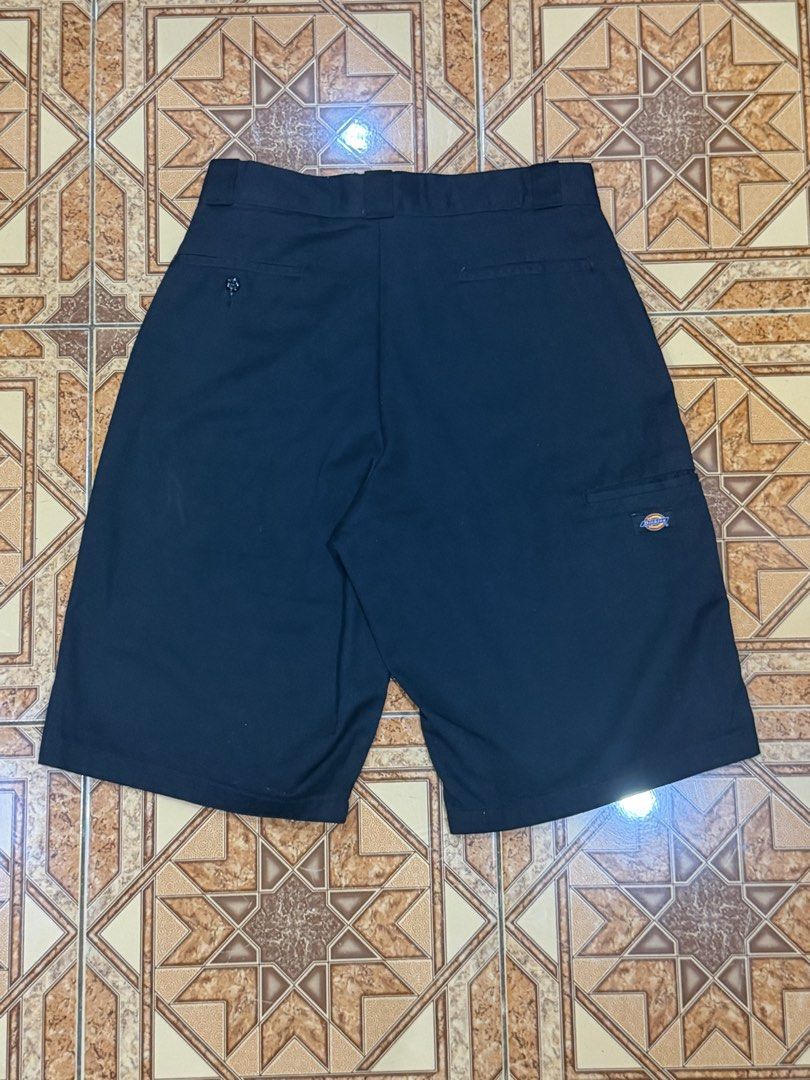 Vintage pleated dickies (Category: Shorts) located in Davao. Submitted by uniqlohoarderr (Listing ID 1443345120, Image 2). Description: Thigh - 14 waist - 30 length - 25.