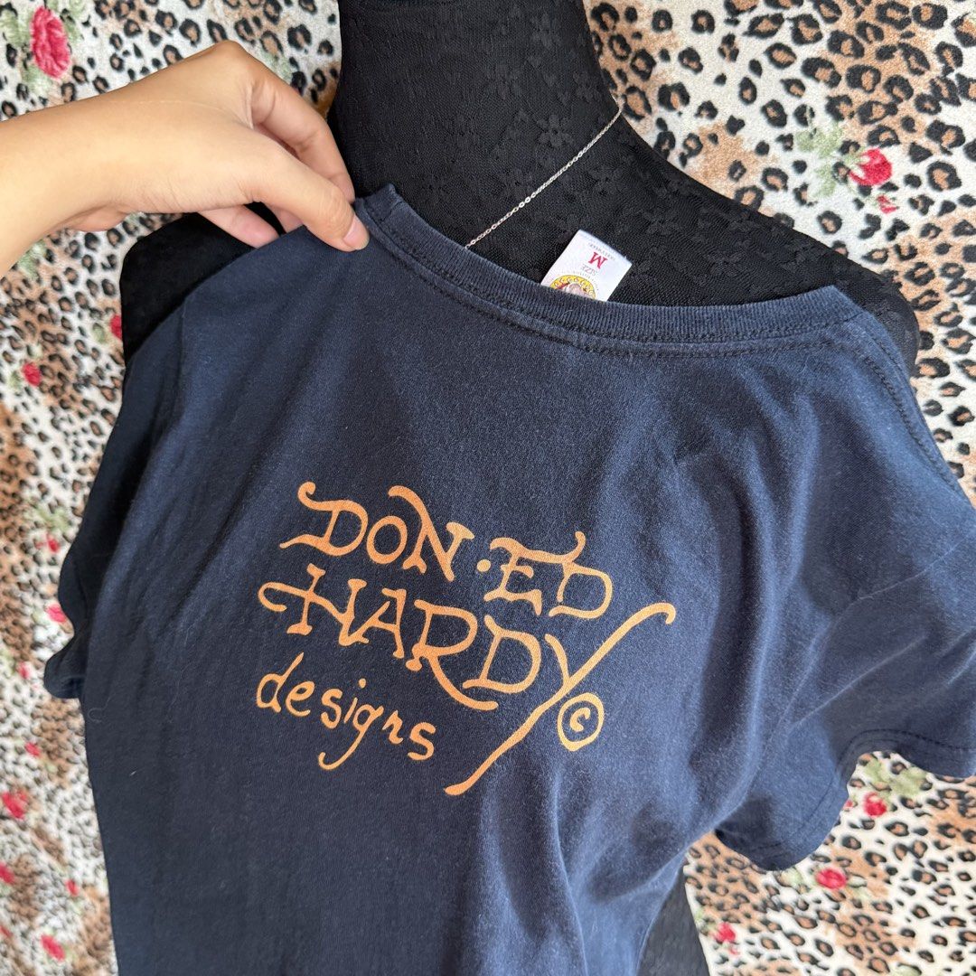 Y2k ed hardy black graphic full length top (Category: Shirts) located in Angeles City. Submitted by sadgurlsneedmoney_ (Listing ID 1443365323, Image 3). Description: .