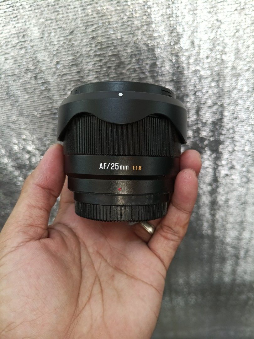 7Artisans AF 25mm f1.8 Lens (Category: Lens & Kits) located in Sindangan. Submitted by jebsoriano (Listing ID 1443643798, Image 1). Description: - 7Artisans AF 25mm f1.8 Lens for fujifil x mount - Ideal for portraits and everyday photography - Autofocus enabled - 58mm filter thread size - Minimum focus distance: 0.25m - Includes lens cap No isseu, good as new with box and manual. no fungus or dust inside the lens. price: 4,000 .