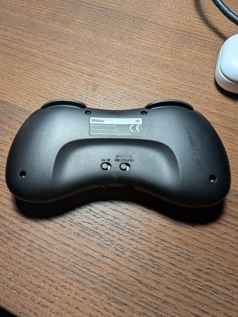 8BitDo M30 Wired controller, Xbox version (Category: Controllers) located in Singapore. Submitted by mappy357 (Listing ID 1443643021, Image 1). Description: perfect working condition, used it very rarely. no box or cable, just the controller. .