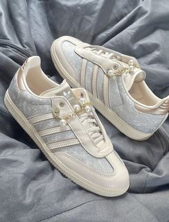 (Category: ) located in . Submitted by solemate7 (Listing ID 1443536220, Image 1). Description: .