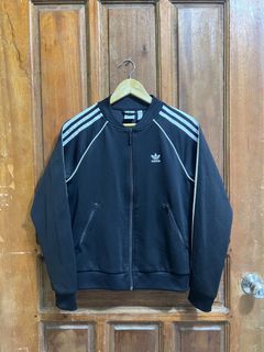 (Category: ) located in . Submitted by metromnlwear (Listing ID 1443509107, Image 1). Description: .