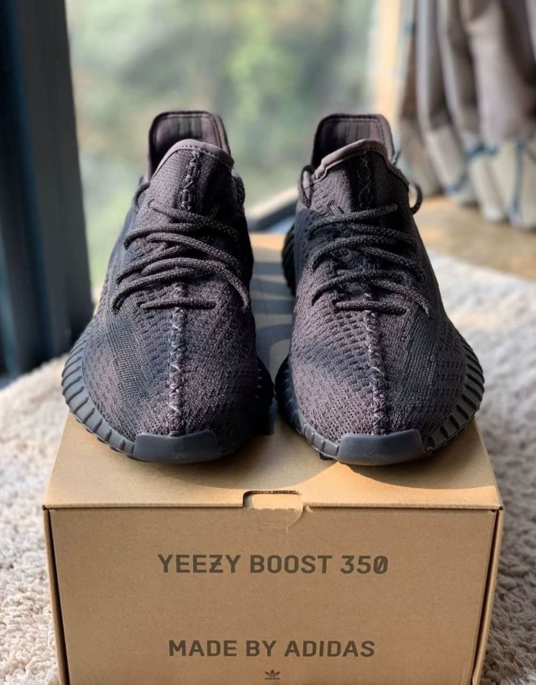 adidas originals Yeezy Boost 350 V2 Black Angel Shoes Black (Category: Sneakers) located in Singapore. Submitted by vroyalhorsetrx (Listing ID 1443600098, Image 3). Description: 🎯 Today's Pick Adidas · adidas originals Yeezy Boost 350 V2 Black Angel Shoes Black New | Free Ship | COD | 3-Day Confirm 📲 Chat to order.