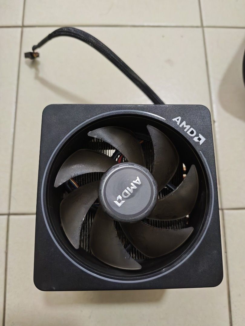 AMD Ryzen 7 3700X Processor with Wraith Prism Cooler483765841298739201