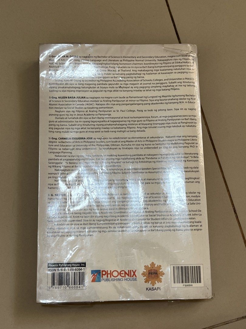 Ang Bagong Pluma 7 Phoenix Publishing House Textbook (Category: Textbooks) located in San Juan City. Submitted by monooo0000 (Listing ID 1443569863, Image 2). Description: - Publisher: Phoenix Publishing House - Aligned with the Matatag Curriculum - Authors: Ailene G. Baisa-Julian, Carmela Esguerra-Jose, Nestor S. Lontoc MOP: GCASH, BDO MOD: Lalamove.
