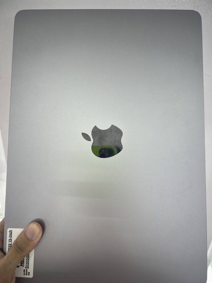 Apple MacBook Air 13-inch (2022) M2 Chip (Category: Laptops & Notebooks) located in Manila. Submitted by vaniextura (Listing ID 1443635435, Image 3). Description: - 13-inch MacBook Air - M2 Chip - memory 8gb -storage 256gb - cc 250 - 91% - Ideal for everyday tasks & portability - Original packaging included Issues small dent No history repair All good working performance Very smooth trackpad Free case laptop /pouch /dungle/ free download ms offic
