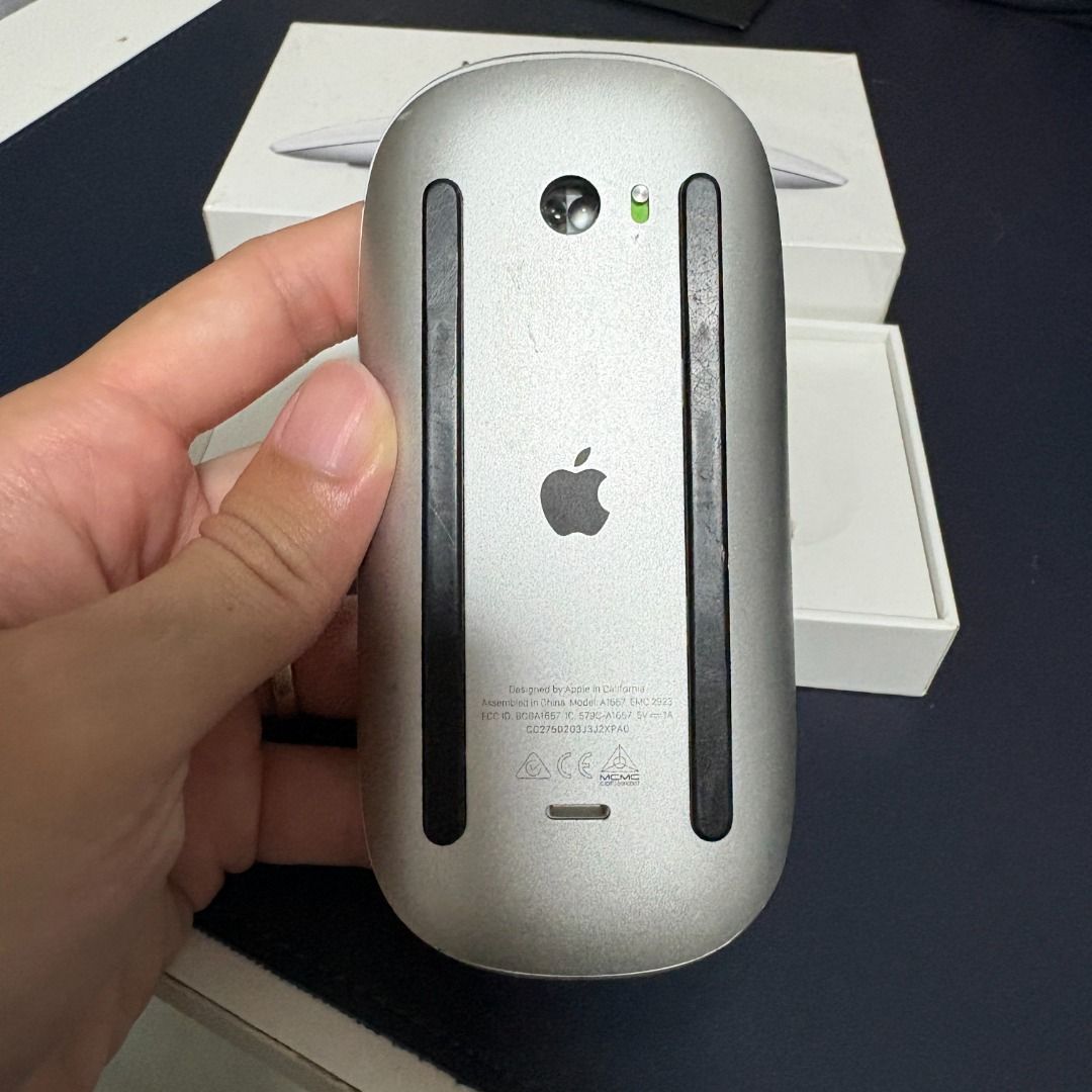 Apple Magic Mouse 2483767116052582401