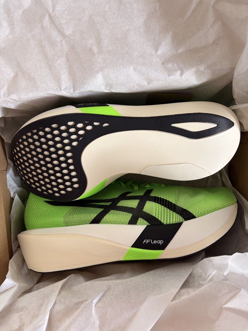 ASICS Metaspeed Edge (US9.5) (Category: Sneakers) located in Singapore. Submitted by solegood05 (Listing ID 1443597544, Image 2). Description: - ASICS Metaspeed Edge racing shoes - Color: Neon green with black accents - Size: 27.5cm / US 9.5 - Lightweight design for speed - Features FF Leap midsole technology - Ideal for speed training and races - Includes original box and tags.