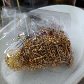 (Category: ) located in . Submitted by helloviki (Listing ID 1443542109, Image 1). Description: .