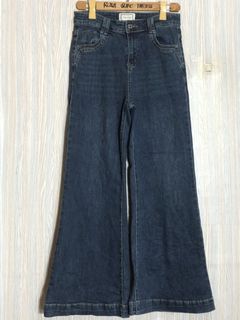 (Category: ) located in . Submitted by rdthriftshub (Listing ID 1443538149, Image 1). Description: .
