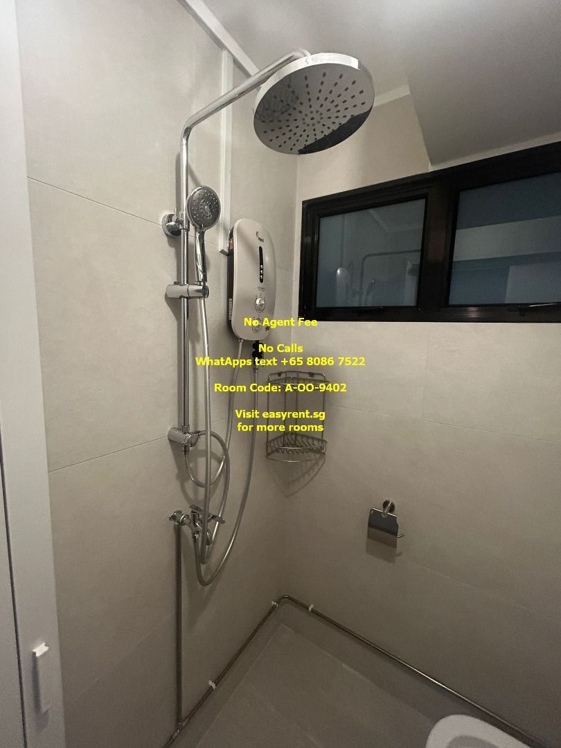 Bedok MRT Common Room (Category: Room Rentals) located in Singapore. Submitted by leeon_ling (Listing ID 1443515708, Image 2). Description: Room Code: A-OO-9402 Bedok north Road 460428 Near Bedok MRT MALE & FEMALE welcome Other Race owner PUB/Utilities (Water & electricity) included - Yes Common Room 1pax - $900 Common Room 2pax - $No Common Room 3pax - $No Common Room 4pax - $No Minimum 6 months occupancy Owner prefer 12 months lease Availabilit