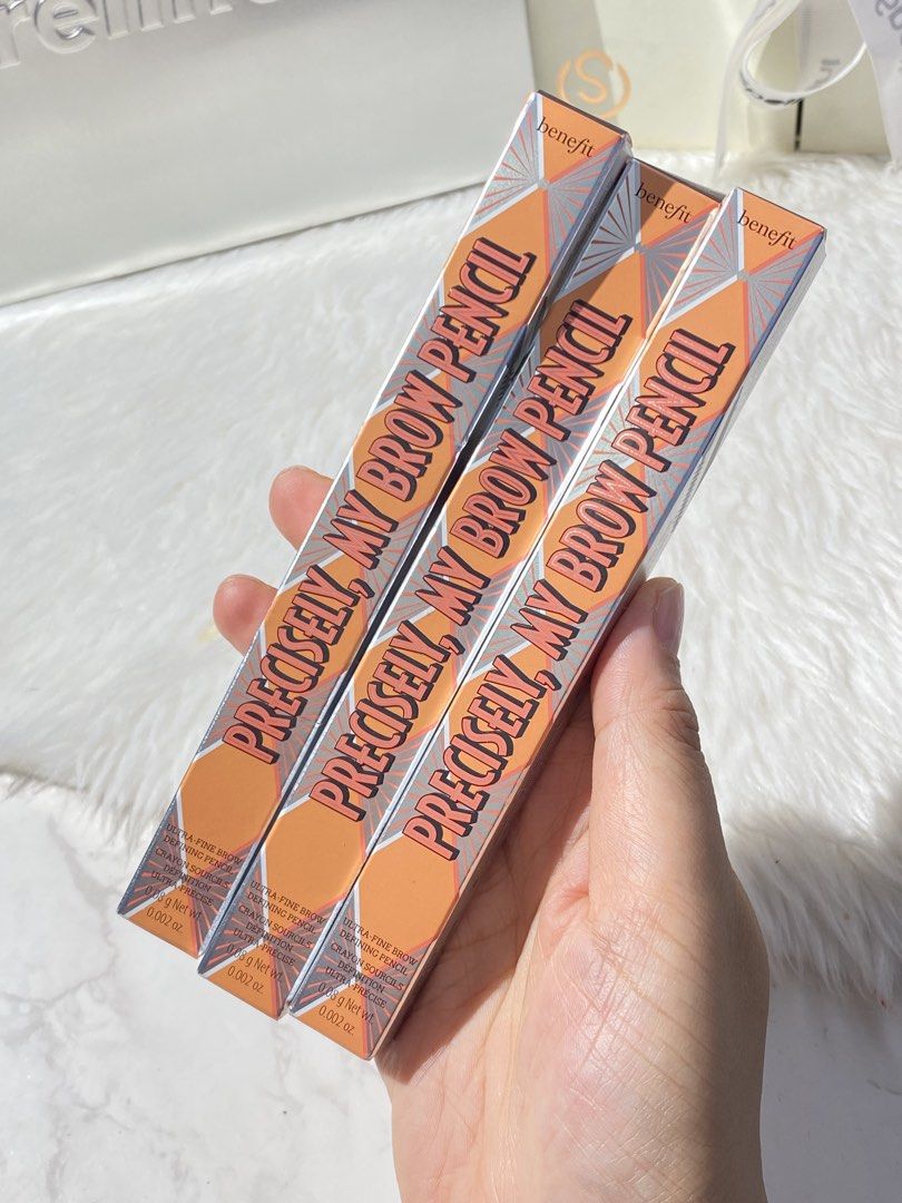 BENEFIT Precisely My Brow Pencil (full size) (Category: Makeup) located in Quezon City. Submitted by purpleporcupine (Listing ID 1443578810, Image 1). Description: 🌸 Benefit Precisely, My Brow Pencil Ultra Thin Eyebrow Pencil 🎀 Available shade: 4.5 natural dark brown(3 pieces) 👉 Ultra-thin, ultra-soft, ultra-soft, super-easy pencil tip for you to spit yarn 👉 Good color adhesion and long-lasting, giving you confidence with beautiful eyebrows a
