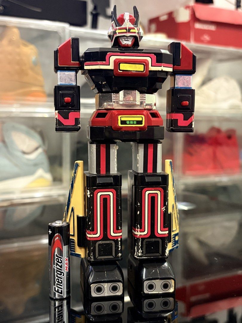 Biorobo bioman bio robot (Category: Action & Battle Toys) located in Makati City. Submitted by tomypom (Listing ID 1443499903, Image 3). Description: Authentic Bandai 1984 Vintage Classic robot Bioman Biorobo Biorobot Bio jet 1 bio jet 2 See pictures for more details 4,499 pesos only! .