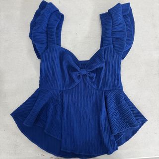 (Category: ) located in . Submitted by shopsofiascloset (Listing ID 1443524689, Image 1). Description: .