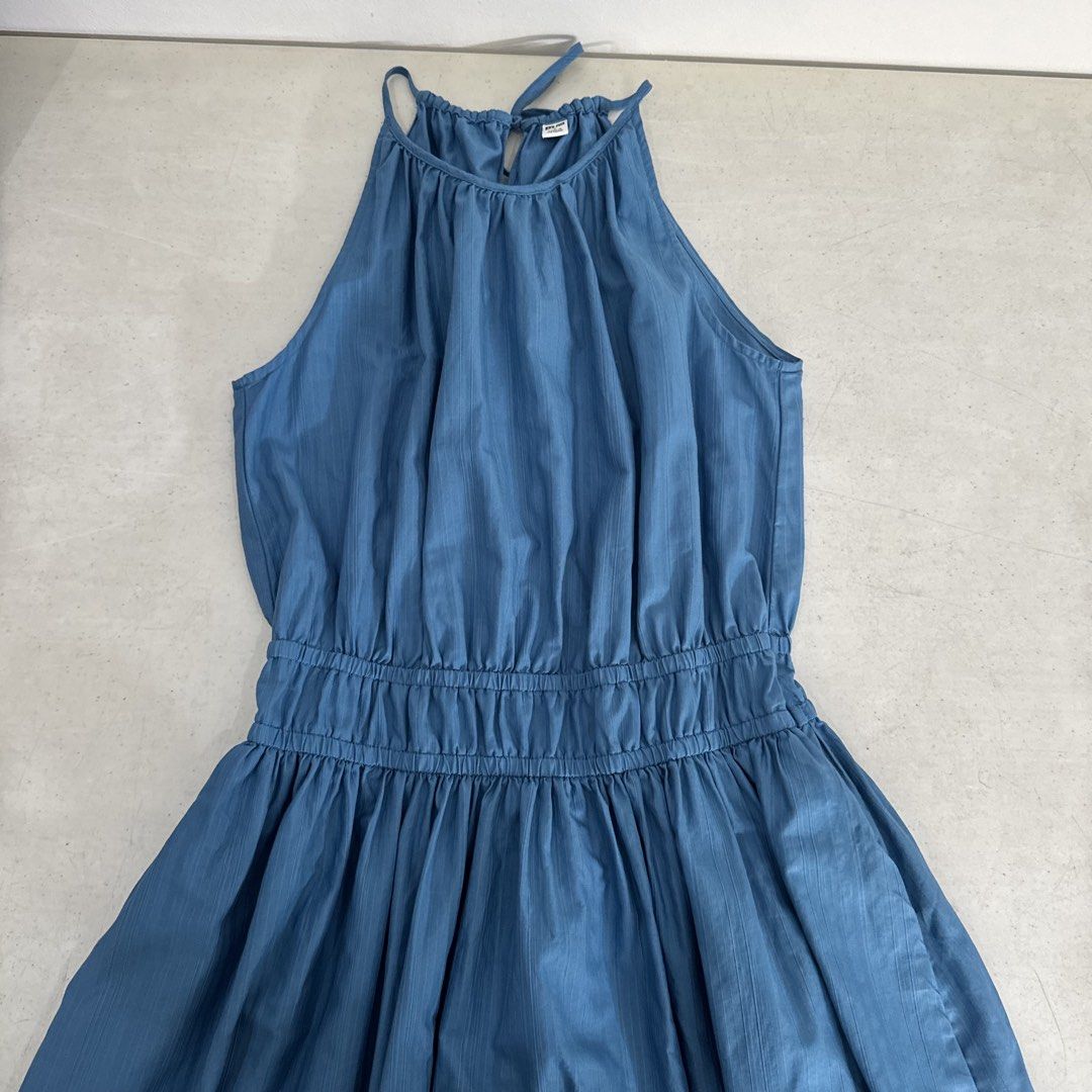 Blue Uniqlo Dress (Category: Dresses) located in Quezon City. Submitted by shopsofiascloset (Listing ID 1443533181, Image 1). Description: Preloved, kindly manage expectations RFS: Decluttering.