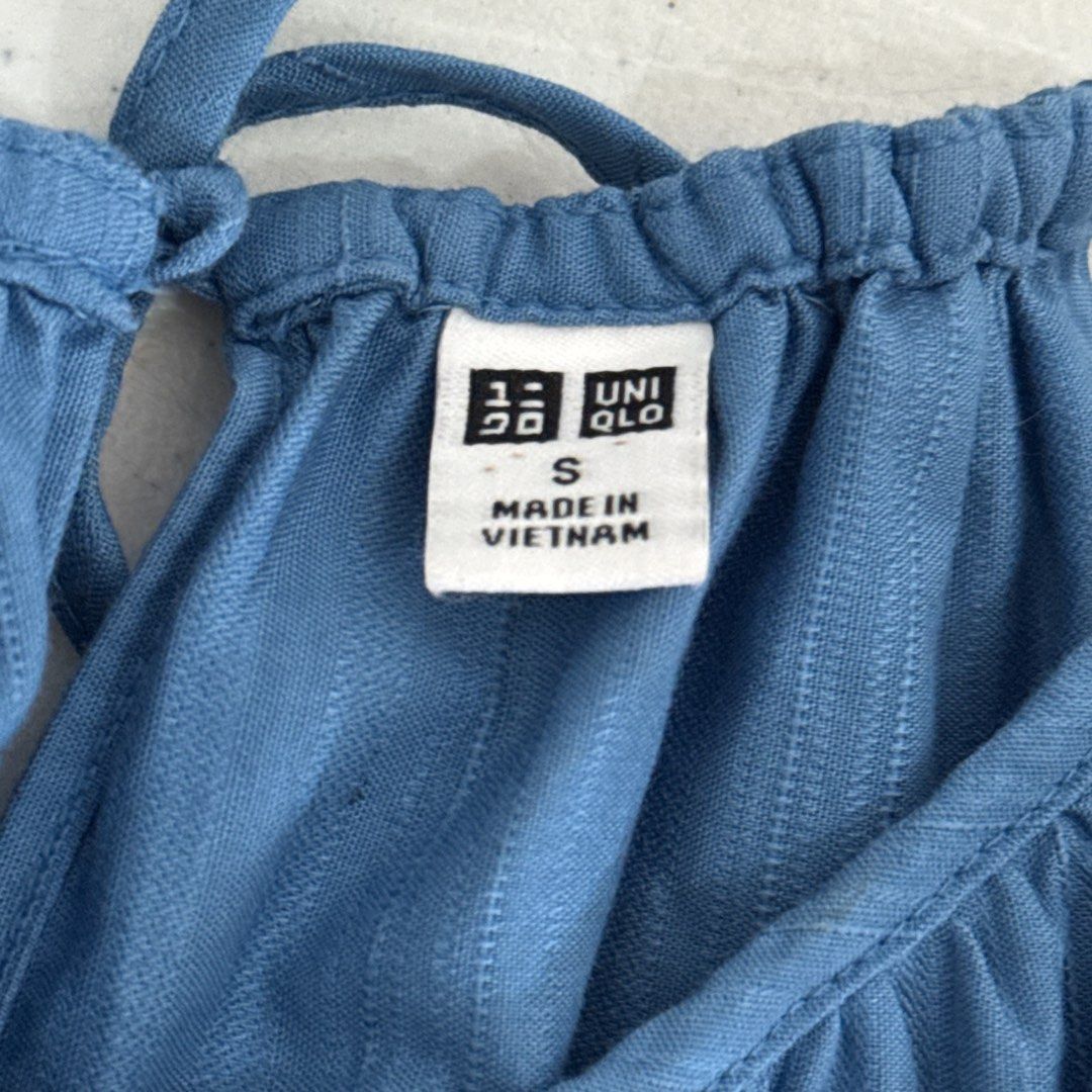 Blue Uniqlo Dress (Category: Dresses) located in Quezon City. Submitted by shopsofiascloset (Listing ID 1443533181, Image 3). Description: Preloved, kindly manage expectations RFS: Decluttering.