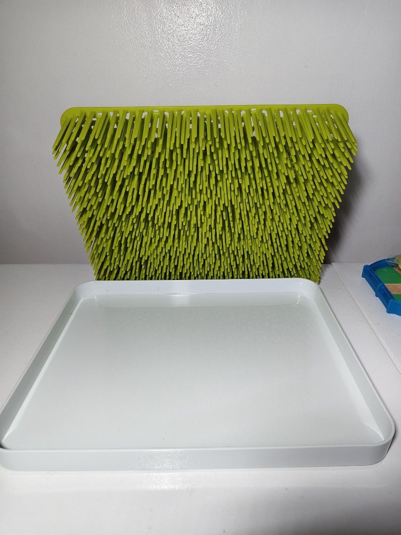 Boon Lawn Drying Rack and Stem (Category: Breastfeeding & Bottle Feeding) located in Angeles City. Submitted by kalacutie (Listing ID 1443532891, Image 3). Description: used few times only since we are ebf..