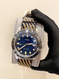 (Category: ) located in . Submitted by luxshare_preloved_ (Listing ID 1443618745, Image 1). Description: .