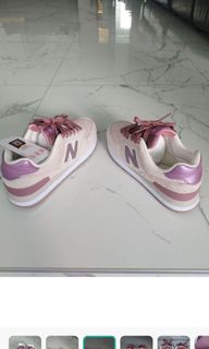 (Category: ) located in . Submitted by apple2mummy (Listing ID 1443547052, Image 1). Description: .