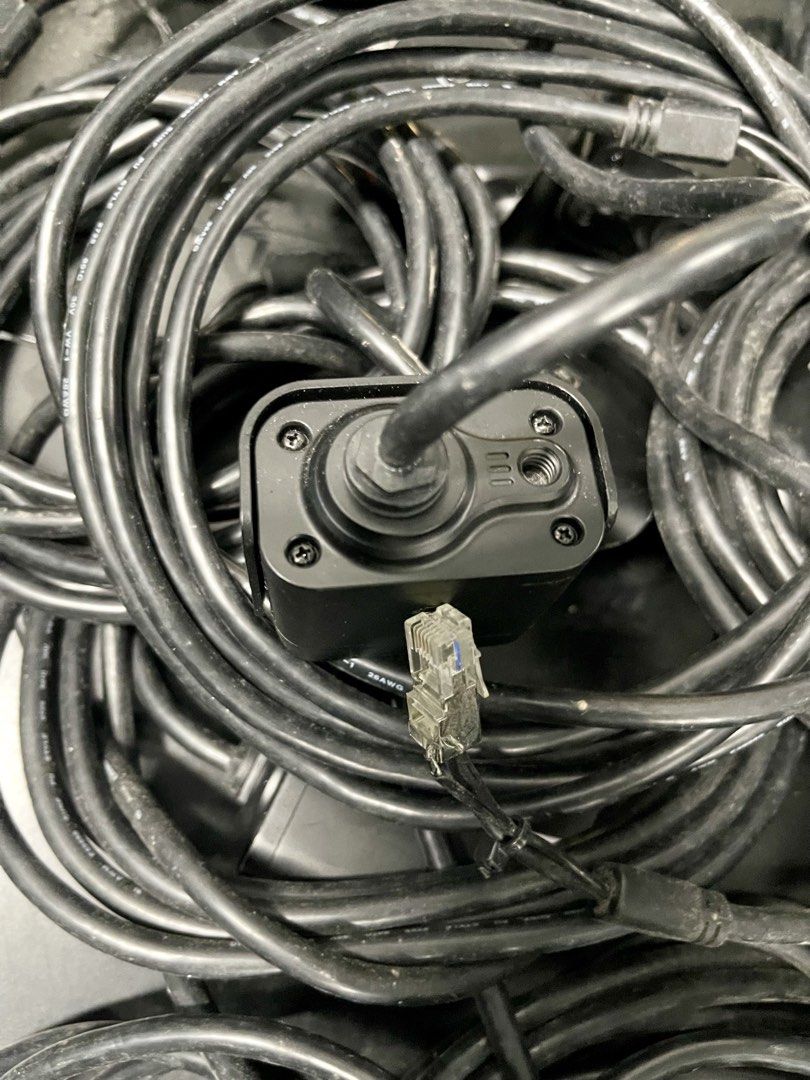 Camera (Category: Security Systems & CCTV Cameras) located in Singapore. Submitted by sweet2001 (Listing ID 1443646920, Image 3). Description: 10 pieces available .