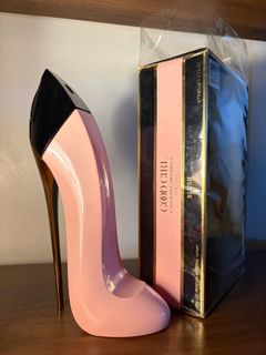 (Category: ) located in . Submitted by madamvcloset (Listing ID 1443594960, Image 1). Description: .