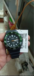 (Category: ) located in . Submitted by seikowatchfactory (Listing ID 1443619517, Image 1). Description: .