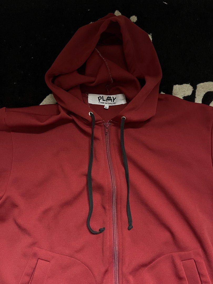 CDG x The Artist Invader (Category: Coats, Jackets and Outerwear) located in Makati City. Submitted by threadsfordays (Listing ID 1443525357, Image 1). Description: Authentic Bnew condition Sz XL (23 x 27) ₱4000 Makati area.