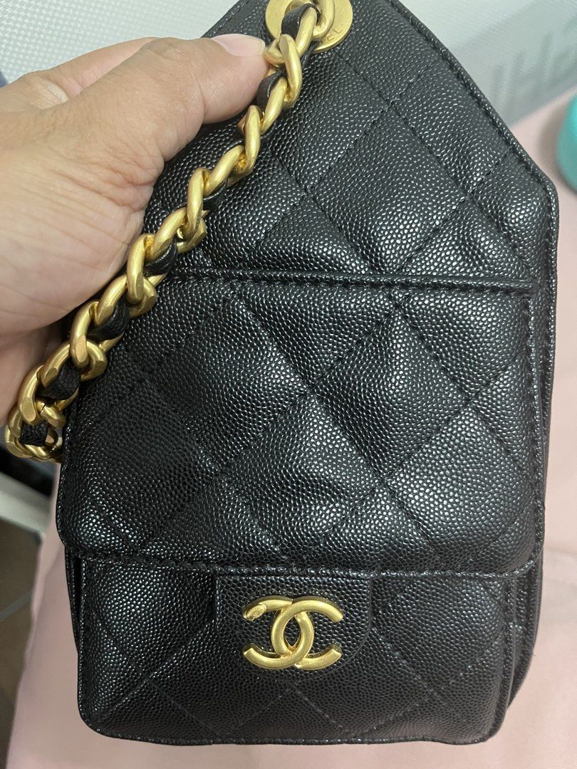 Chanel 25 mini black caviar (Category: Luxury Bags & Wallets) located in Calamba. Submitted by rosychix (Listing ID 1443583782, Image 2). Description: - Material: Black Caviar Leather - Design: Classic Quilted Pattern - Hardware: Gold - Strap: Chain - Includes: Original Dust Bag and Box.