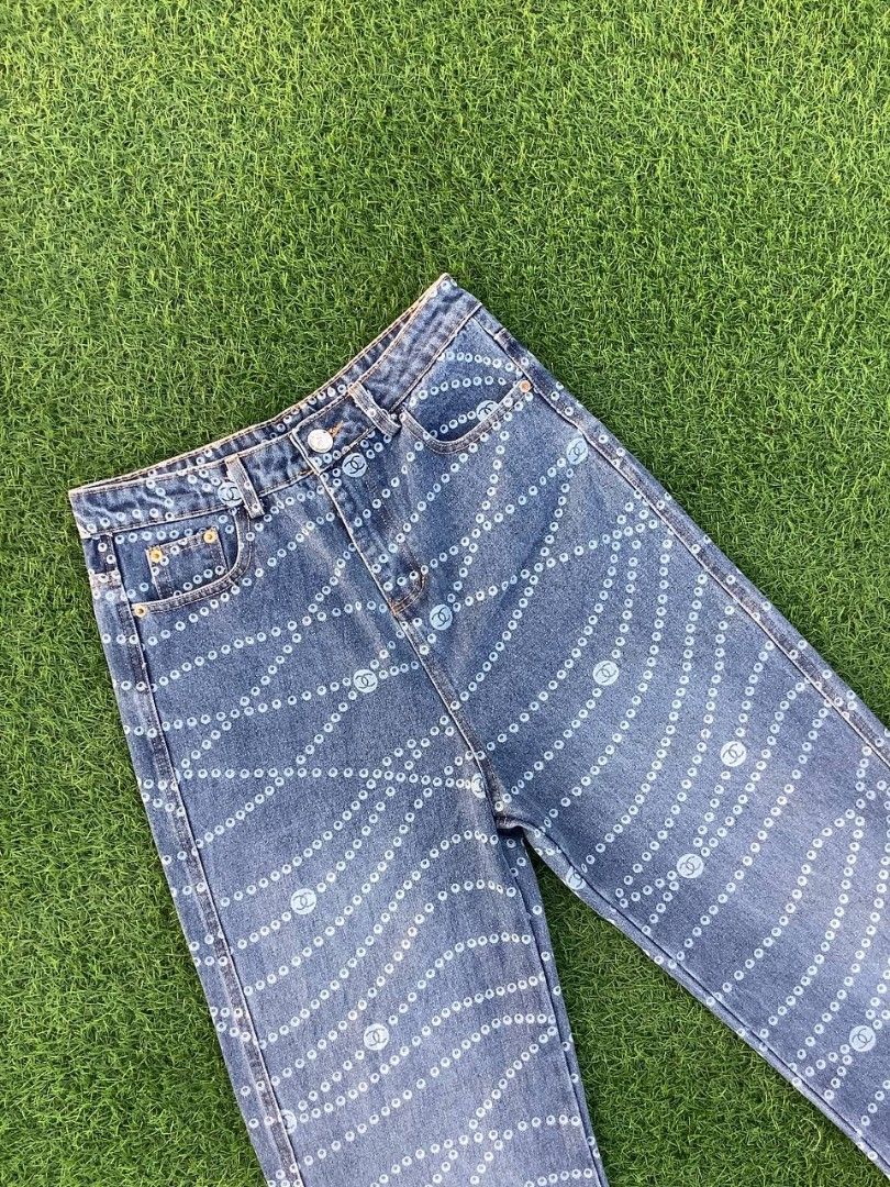 Chanel Denim Baggy Pants (Category: Luxury Apparel) located in Nabua. Submitted by stayhypethrifted (Listing ID 1443524163, Image 2). Description: .