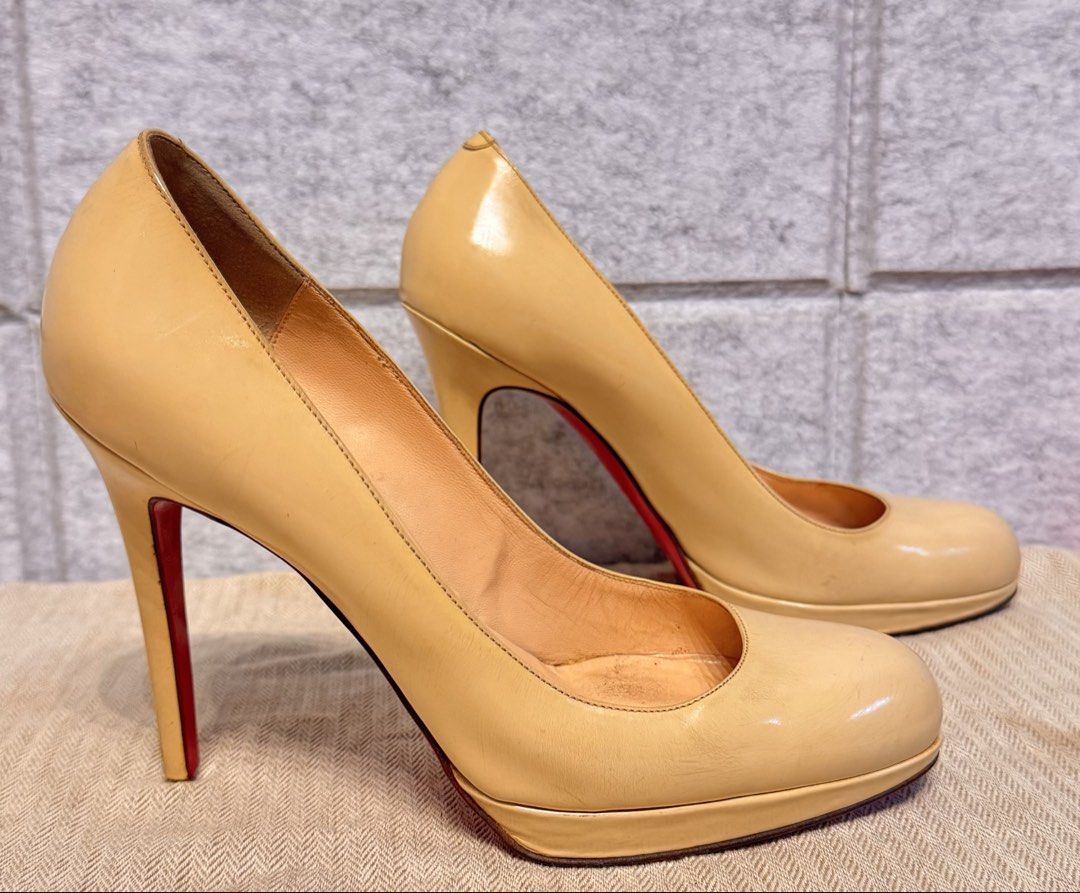 Christian Louboutin Platform Heels Size (Category: Sneakers & Footwear) located in Pasig City. Submitted by anne902408 (Listing ID 1443578845, Image 1). Description: Christian Louboutin Platform Heels. •WORN OUT ONE HEEL TIP • Heel height :4 1/4” •w/ alternative dustbag •ALL IN GOOD CONDITION .