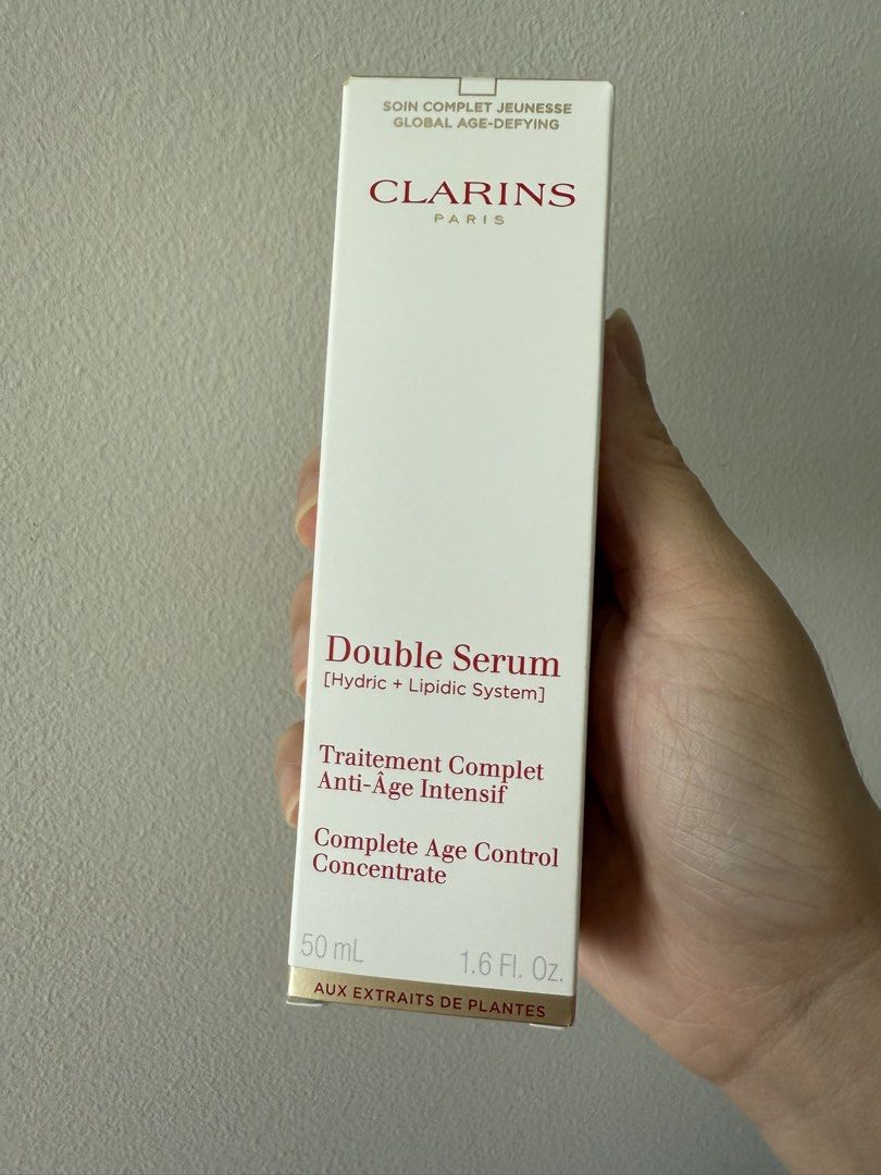 Clarins Paris Double Serum Complete Age Control Concentrate 50ml (Category: Face Care) located in Singapore. Submitted by jesslyn.jesslyn (Listing ID 1443542594, Image 1). Description: - Clarins Double Serum - Complete Age Control Concentrate - Hydric + Lipidic System - 50ml / 1.6 Fl. Oz. - Contains plant extracts - Effective anti-aging properties Meet up only @ Paya Lebar on weekdays except Friday.