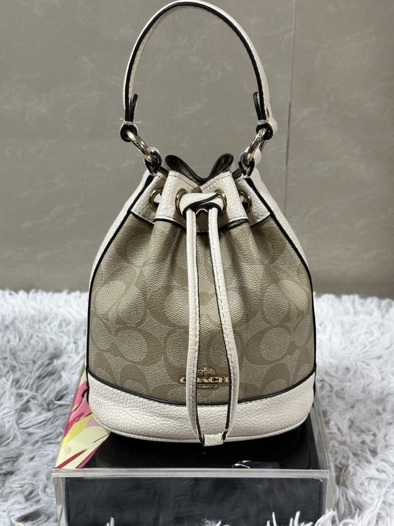 Coach Dempsey DS Bucket Bag (Category: Luxury Bags & Wallets) located in Davao. Submitted by vintagefashionwear (Listing ID 1443636033, Image 2). Description: .