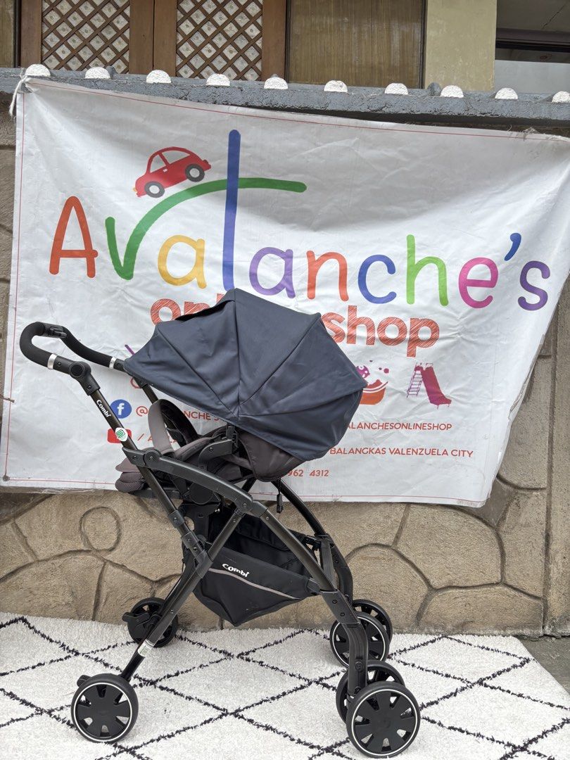 Combi atto Type S Stroller (Category: Strollers) located in Manila. Submitted by avalanchesonlineshopmainacount (Listing ID 1443642596, Image 1). Description: .