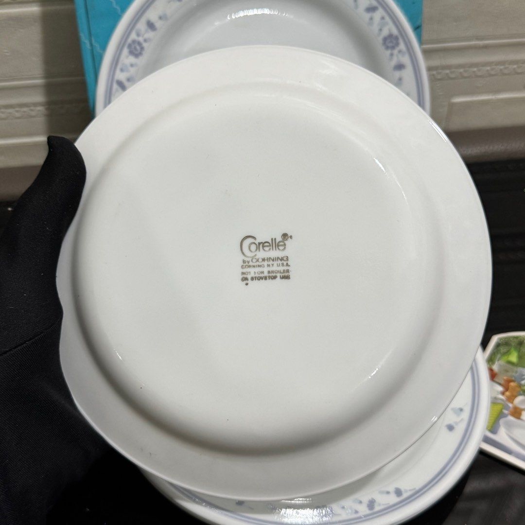 Corelle small plate 7 inches (Category: Other Kitchenware & Tableware) located in Rizal. Submitted by houseofbell (Listing ID 1443694462, Image 3). Description: Brandnew with box 5 pcs.