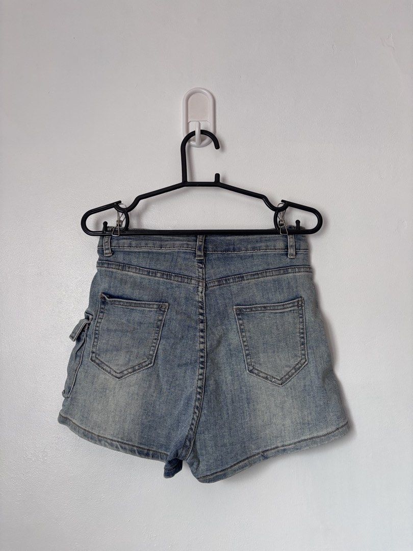 Denim Skort (Category: Skirts) located in Taguig. Submitted by _esse (Listing ID 1443564954, Image 3). Description: Waist 24-28” Length 12.5” Medium on tag.