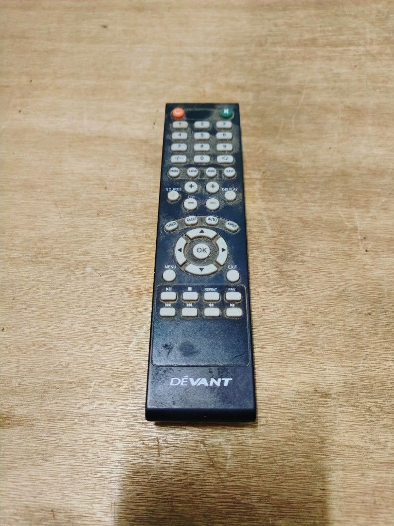 Devant tv remote control (Category: TV Parts & Accessories) located in Alfonso. Submitted by mrasterisk (Listing ID 1443616775, Image 1). Description: Pm for more details! Orig!.