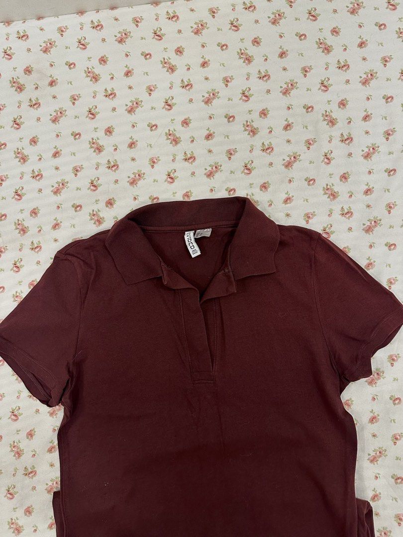Divided H&M Polo Shirt (Category: Dresses) located in Makati City. Submitted by khydeclutter (Listing ID 1443616292, Image 2). Description: Brand: H&M Size: Can fit petite/small/medium frame RFS: Decluttering my dresses. Bought in H&M in MOA.