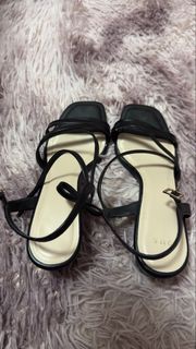 (Category: ) located in . Submitted by pink.piglet (Listing ID 1443519957, Image 1). Description: .