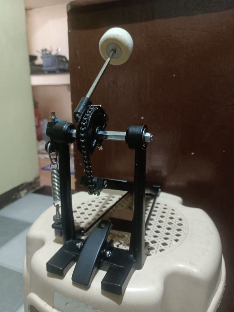 Drums Kit for beginner and experienced drummer. (Category: Musical Instruments) located in Quezon City. Submitted by daxter8 (Listing ID 1443546261, Image 2). Description: Kick Pedal - ₱1000 Ride Cymbal (20" inches circumference) w/ stand - ₱1000 Hi-Hat Cymbal w/ stand - ₱1000 Crash Cymbal (16" inches circumference) - ₱1000 Location: near Fairview Sandigan Qc Only... P.S. Can do meetups pero kapag lalamove del., shoulder ni buyer ang SF and stric