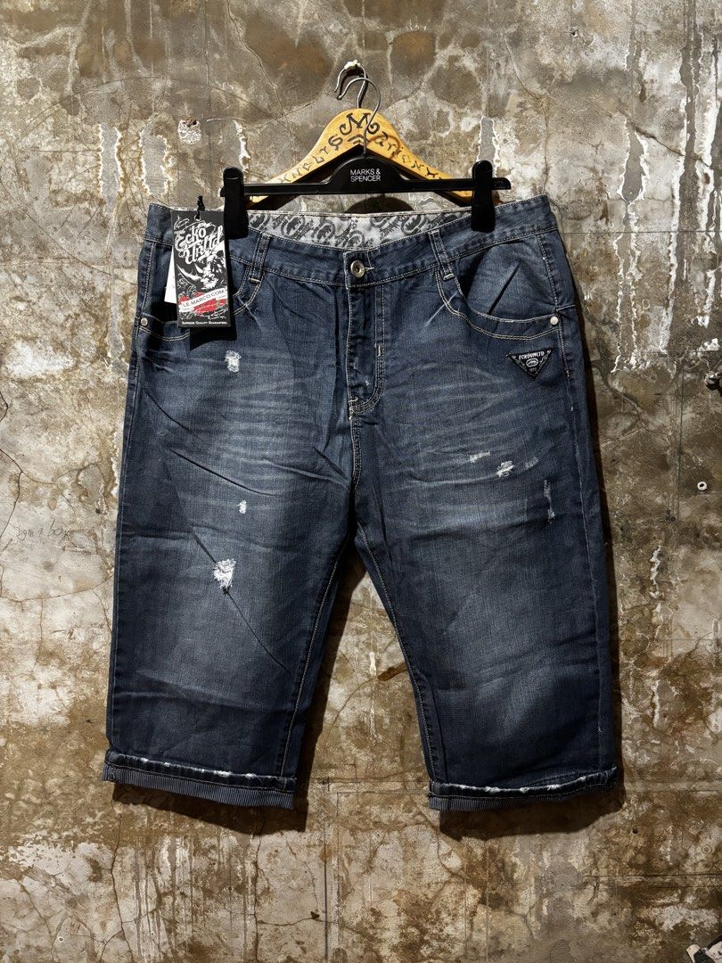 ECKO UNLTD w/ hangtags (Category: Shorts) located in Davao. Submitted by marjonhdavin (Listing ID 1443629925, Image 2). Description: ECKO UNLTD w/ hangtags Size: 40 on tag (Waist: 40 x Length: 32) Color rate: 9/10 Condition: Excelllent Issue: None.