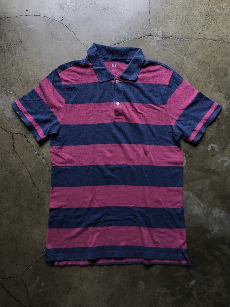 Gap Polo shirt (Category: Tshirts & Polo Shirts ) located in Cabanatuan. Submitted by offtherack.studio (Listing ID 1443571239, Image 1). Description: EXCELLENT CONDITION AUTHENTIC SIZE LARGE ON TAG COLOR RATE: 8.9/10 LENGTH: 31 WIDTH: 21 .