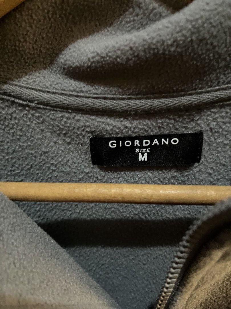 Giordano Men's Quarter-Zip Fleece Pullover (Category: Hoodies) located in Manila. Submitted by refinedthreads (Listing ID 1443527399, Image 3). Description: NO ISSUES Buyer Handles SF DM For More Detailed Pics .