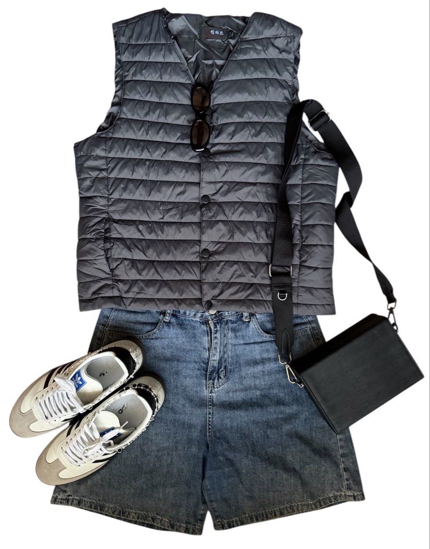 Gray Puffer Vest (Category: Tshirts & Polo Shirts ) located in Manila. Submitted by its.mickey (Listing ID 1443686204, Image 1). Description: Puffer vest V-Neck Width: 21 Length: 24 .