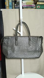 (Category: ) located in . Submitted by secondmusebags (Listing ID 1443663666, Image 1). Description: .