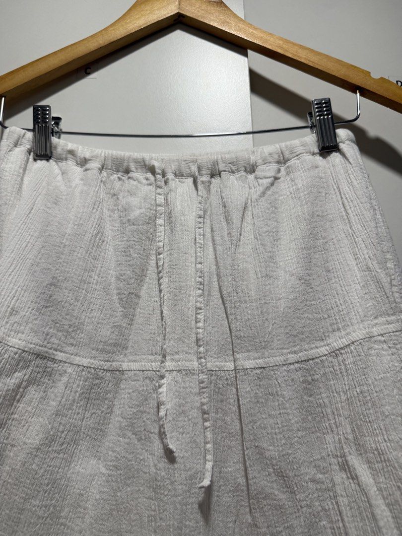 GU Tiered Skirt 100% Cotton (Shell) (Category: Skirts) located in Taguig. Submitted by g_declutters (Listing ID 1443691003, Image 3). Description: Thick material, very comfortable to wear. Needs ironing. Can fit up to XL. Laid flat measurements: W: 12.5 (flat)-16.5 inches (stretched) L: 33 inches [for hip measurement reference] measured laid flat 8 inches below waist: 20.5 inches Disclaimer: Measurements are converted to inches from cm, so please