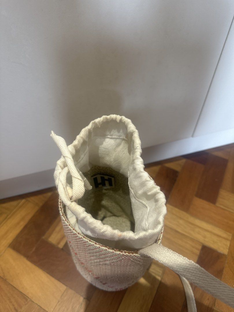 Halohalo Bote Bag (Category: Beach Bags) located in Muntinlupa City. Submitted by stuffbya (Listing ID 1443515410, Image 2). Description: - Cute woven bucket bag - Secure drawstring closure inside - Versatile neutral colors, easy to match - Ideal size for daily essentials and everyday use.
