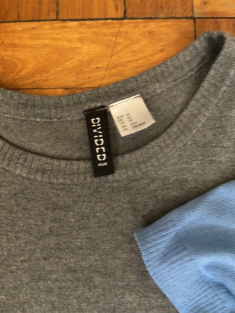 H&M Divided Grey & Blue Knit Tops (Category: Sleeveless) located in Mandaluyong City. Submitted by decluttermyitems (Listing ID 1443530017, Image 2). Description: - H&M Divided knit tops - Colors: Grey and Light Blue - Style: Short-sleeved, crew neck - Versatile basics for everyday wear - Selling as a set for 250.