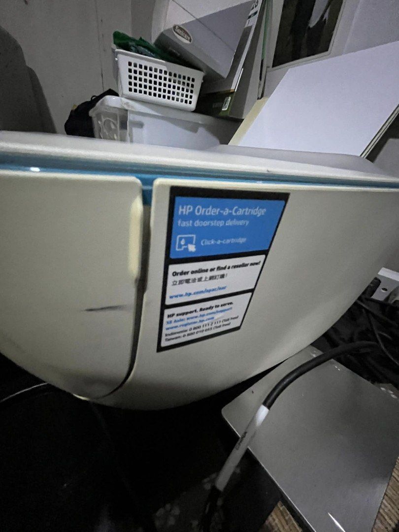 HP DeskJet Ink Advantage 3635 Printer Wifi Connect (Category: Printers, Scanners & Copiers) located in Pasig City. Submitted by A7closet (Listing ID 1428429699, Image 3). Description: The HP DeskJet Ink Advantage 3635 is a compact all-in-one inkjet printer designed for home or small office use, featuring printing, scanning, and copying capabilities. It supports wireless connectivity for mobile printing, including Wi-Fi Direct. This printer uses H
