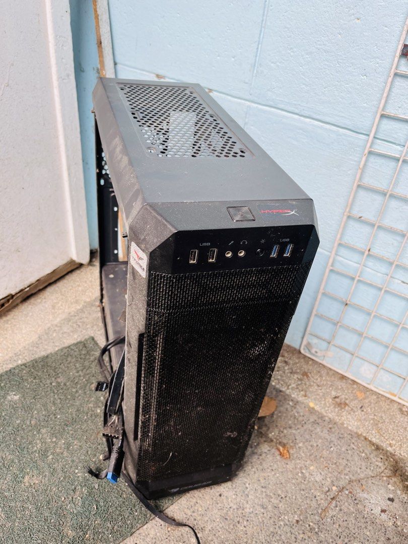 HyperX Computer Case (Category: Computer Parts) located in Quezon City. Submitted by jkulot (Listing ID 1443507455, Image 1). Description: - HyperX Computer Case - Excellent Airflow: Mesh front panel and perforated top design - Convenient Front I/O: USB and audio ports readily accessible - Condition: Selling as is, with some dust and dirt from storage.
